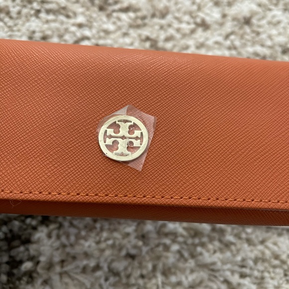 Tory Burch Sunglasses/Eyeglasses Case - Picture 4 of 8
